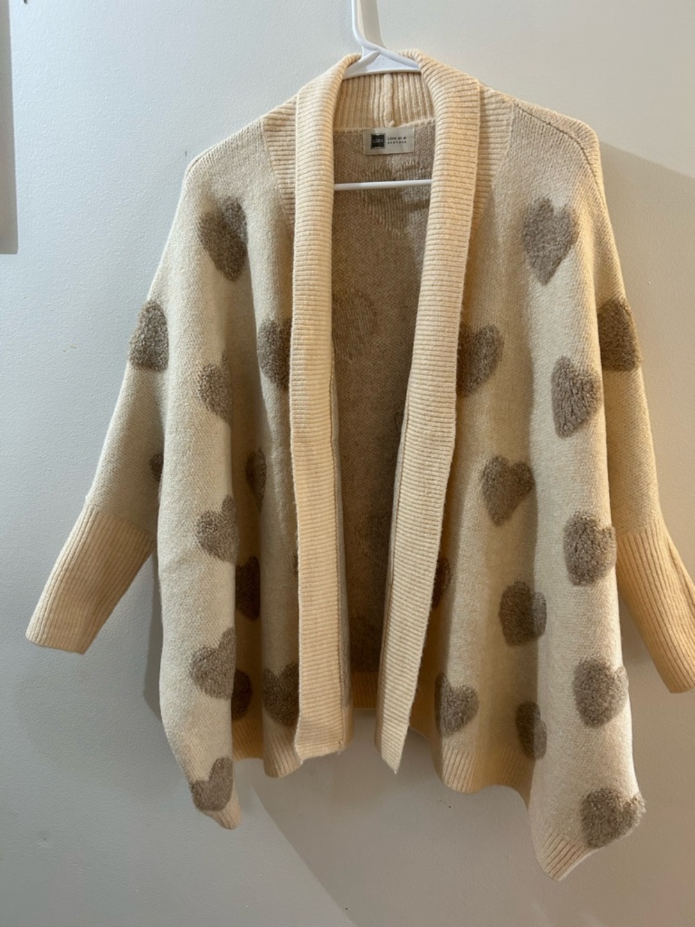 Look By M New York Sweater Tan Heart Print Open Cardigan Shawl Beige Gray OS
